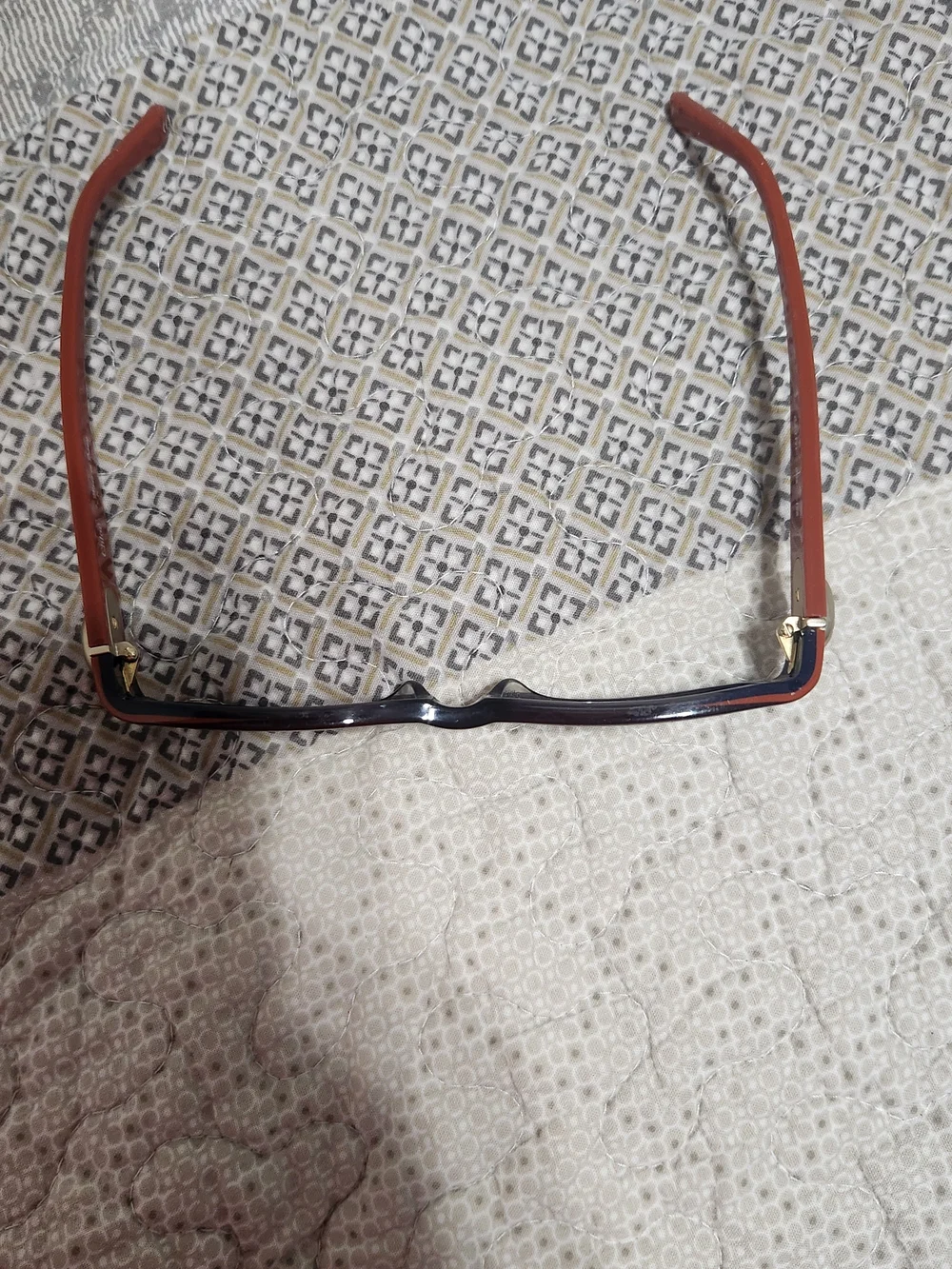 Women's Rectangular Reading Glasses in Burgundy